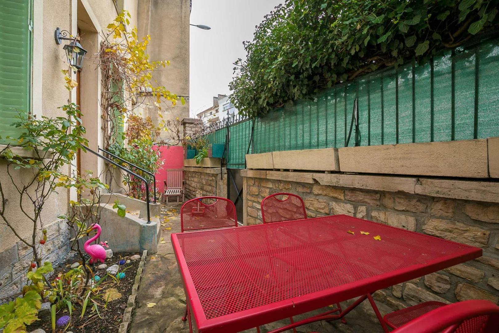Le Daily Painting Plongee Dans Les Annees Sixties Apartment Dijon Ngoại thất bức ảnh